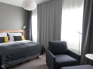 Фото номера Трехместный номер Отель Original Sokos Hotel Lappee г. Лаппеэнранта 2