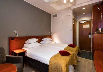 Фото номера Двухместный номер с 2 отдельными кроватями Отель Original Sokos Hotel Lappee г. Лаппеэнранта 5